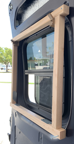 Fir frame for back blinds